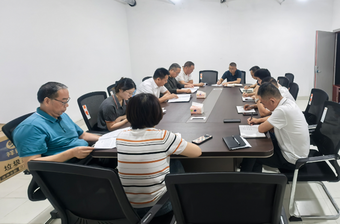 淮糧實業(yè)公司召開深入貫徹中央八項規(guī)定精神學習教育總結(jié)會議